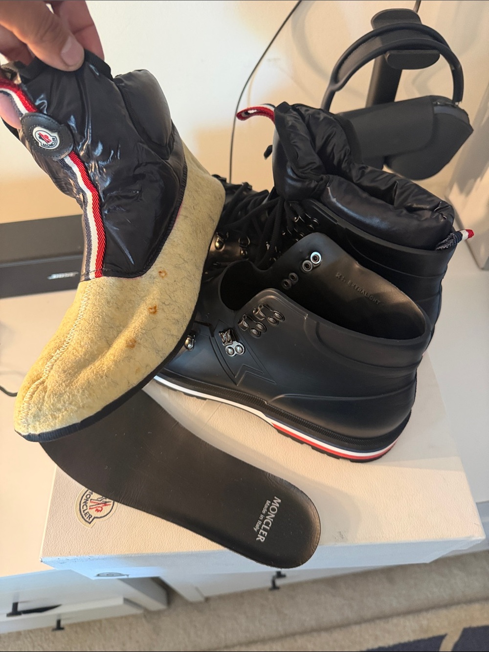 Moncler Black rubber Men's Henoc puffer Boots with Tricolor Trim - Picture 6 of 10
